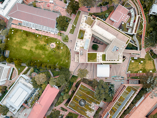 Foto área del campus de la Universidad de los Andes